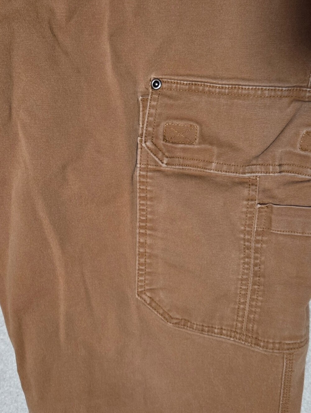 Duluth Trading Mens Fire Hose Brown Cargo Work Pants Size 42x34 - Picture 3 of 5